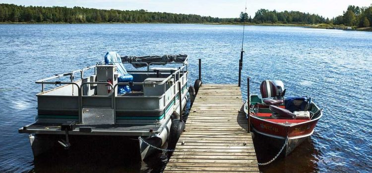 Must-Have Accessories for Pontoon Boats and Jetties